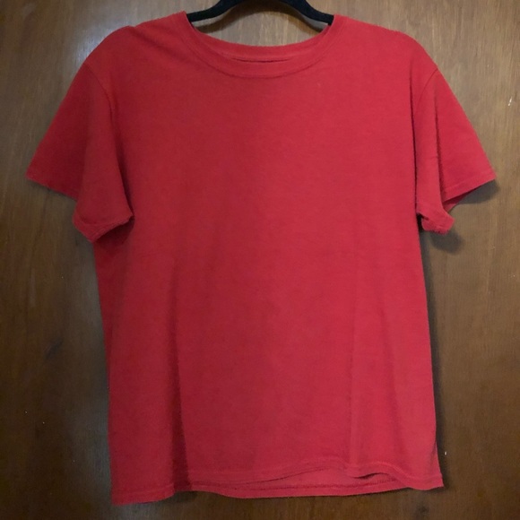⭐️ 2 for $10 ⭐️ Kids Cotton Red Shirt - Picture 1 of 2